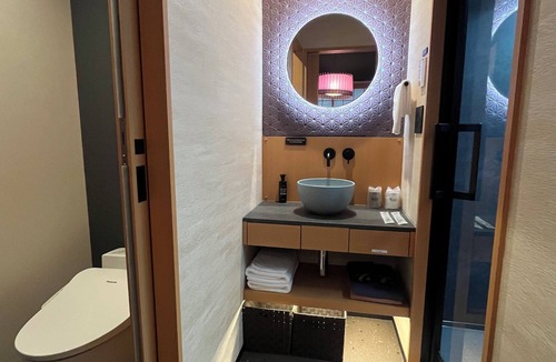 Hyakunincho Hotel | Hotel Matsunoi Shurin