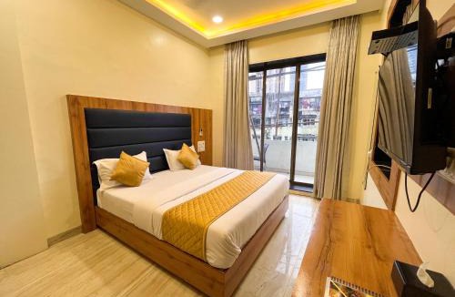 Girgaon Hotel | Hotel National - Grant Road