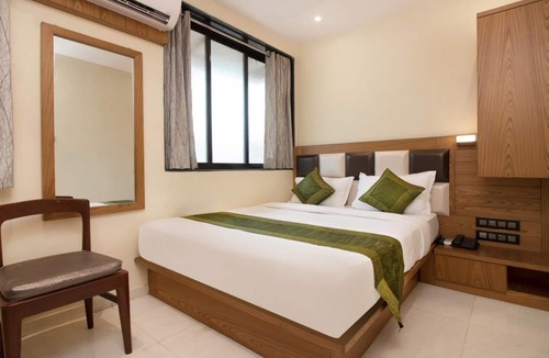 Prabhadevi Hotel | Hotel Residency Park
