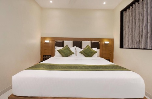 Prabhadevi Hotel | Hotel Residency Park