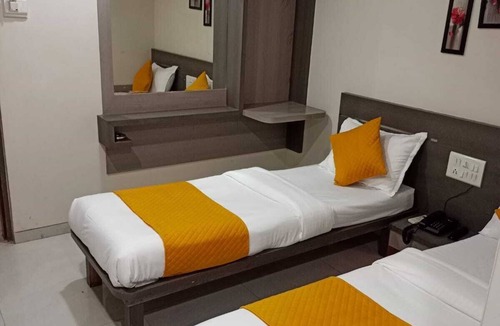 Kalbadevi Hotel | HOTEL RS REGENCY