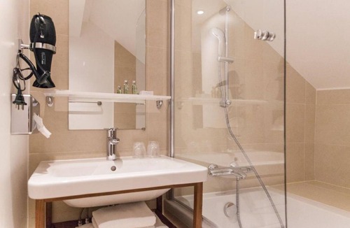 Montrouge Hotel | Hotel Sixteen Paris Montrouge