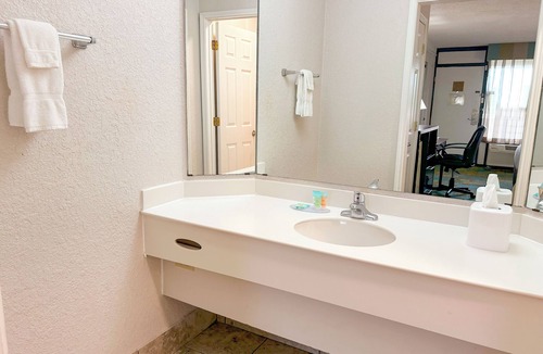 Florida Central Atlantic Coast Hotel | Hotel SonoHotel IDrive District