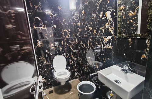 Kurla Cabin | hotel SR residency