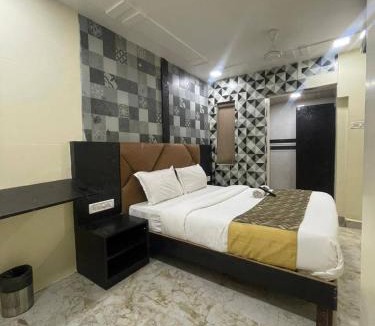 Vile Parle West Hotel | Hotel Vile Parle Executive Near Nanavati Hospital - Mumbai