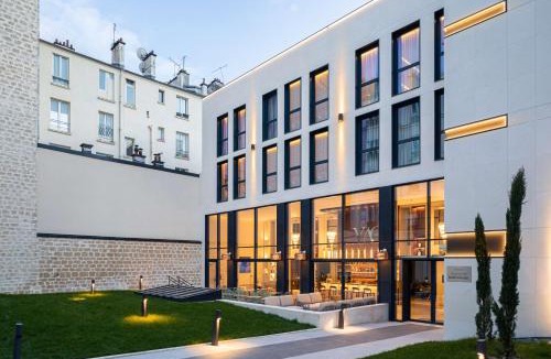 Clichy Hotel | Hotel Yac Paris Clichy, a member of Radisson Individuals