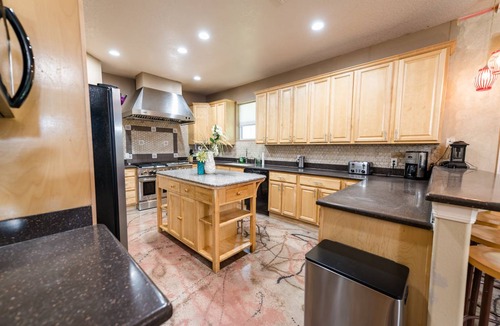 Interchange Square House | House ∙ 4 bedrooms ∙ 10 guests