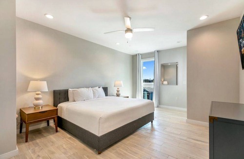 Mid-City Cottage | House ∙ 4 bedrooms ∙ 8 guests