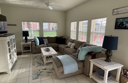 Sunset Lakes House | House ∙ 4 bedrooms ∙ 8 guests