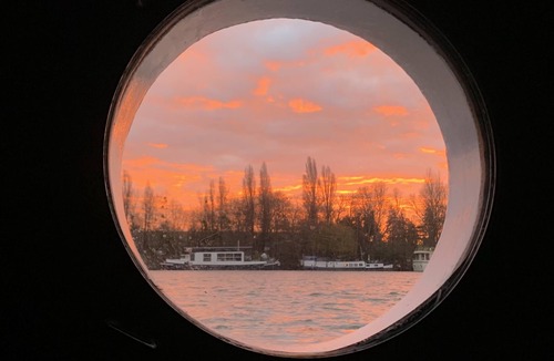 Suresnes Boat Rental | House boat for Summer Olympics in Paris