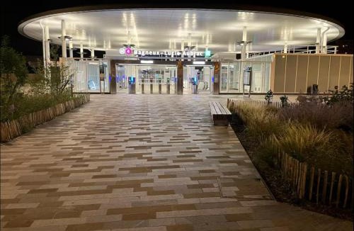 Bagneux Villa | House D by 1 minute metro for PARC EXPO and ORLY