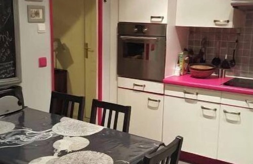 Bussy-Saint-Martin House | House with garden in front of a a park "10 mn from Disney/20 mn from Paris".