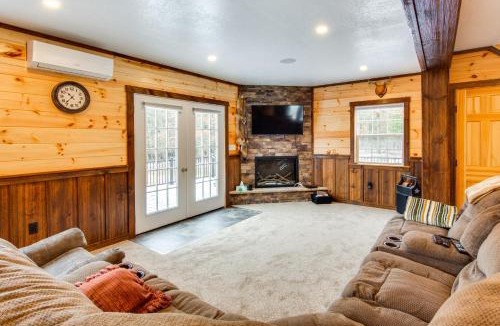 Olanta House | Houtzdale Home w/Shuffleboard & Pickleball!