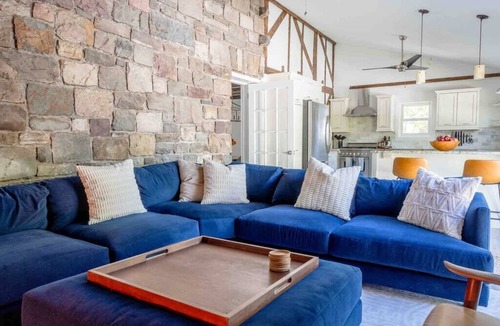New Windsor House | Hudson Valley Oasis - Hot Tub, Fireplace, 50mi NYC