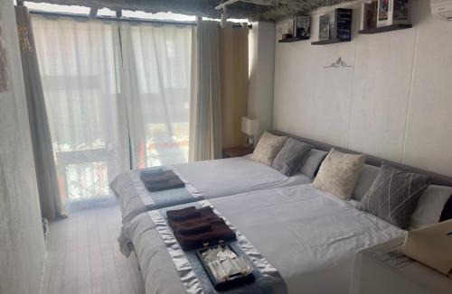 Yushima Apartment | Huga Hotel Yushima 2F Free Wi-Fi 4min to Ueno St