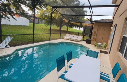 Legacy Park Villa | HUGE 5 Bedroom highly rated pool villa Star wars cinema, games room, Disney room