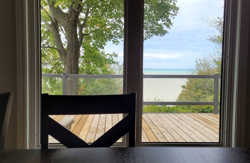 Ashfield-Colborne-Wawanosh House | Huron Blue Lakehouse - Private & secluded lakefront home
