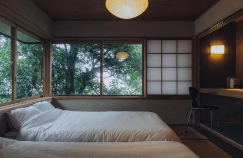 Yawatano House | HYAKKEI Hanare Nagi 伊豆 - 海と山を望む高台の一軒家