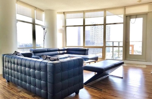 CityPlace Apartment | HydeWest - Mariner Furnished Suite