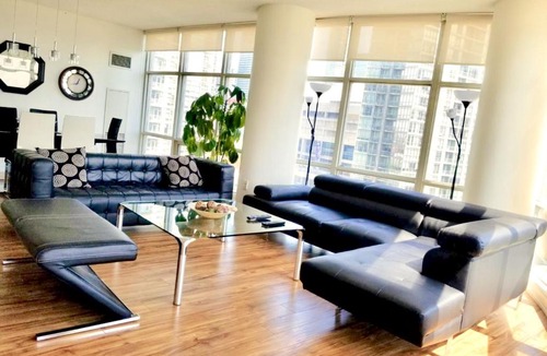 CityPlace Apartment | HydeWest - Mariner Furnished Suite