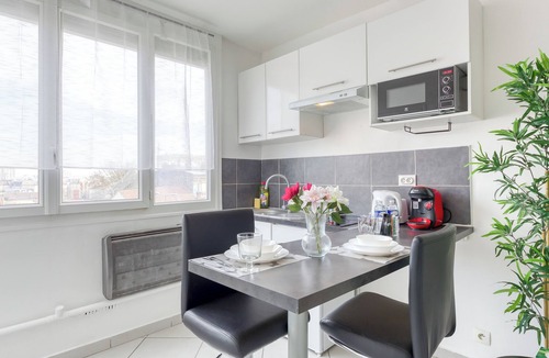 Villejuif Apartment | Hyper Centre Villejuif next to the M7 | Partner Loc