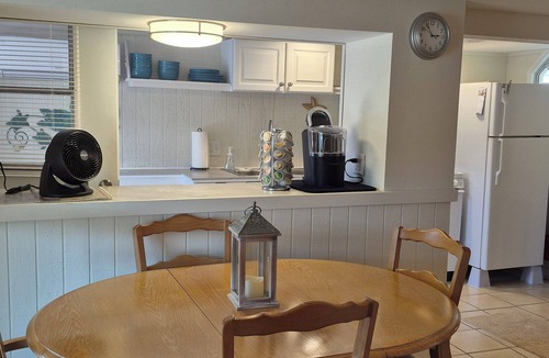Fort Myers Beach Apartment | I'm the ONE! The CONCH Walk to Beach and Times Square
