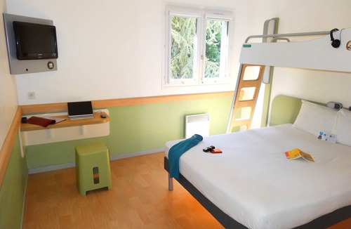 Saint-Thibault-des-Vignes Hotel | ibis budget Marne la Vallée