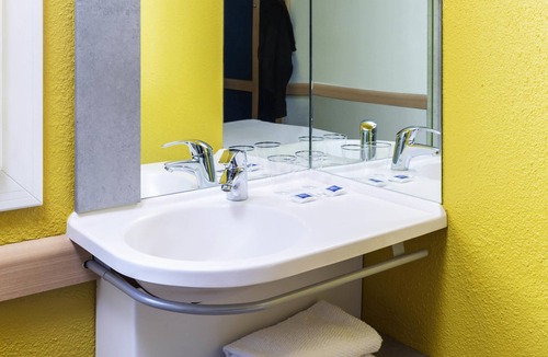 Charonne Hotel | ibis budget Paris Porte de Vincennes