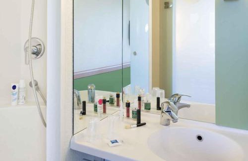 Roissy-en-France Hotel | ibis budget Roissy CDG Paris Nord 2