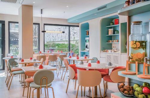 Montrouge Hotel | ibis Styles Paris Porte d'Orléans