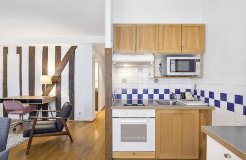 Bonne-Nouvelle Apartment | Iconinc 1 Bedroom Apartment in Montorgueil Area