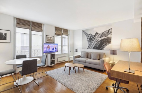 Bonne-Nouvelle Apartment | Iconinc 1 Bedroom Apartment in Montorgueil Area