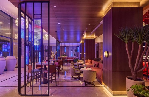 Vile Parle East Hotel | ICONIQA - The Lifestyle Hotel of Mumbai