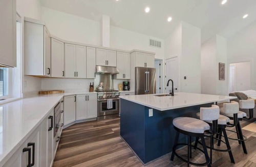 Sandpoint House | Idaho Club Golf Course | Luxe Living & Hot Tub