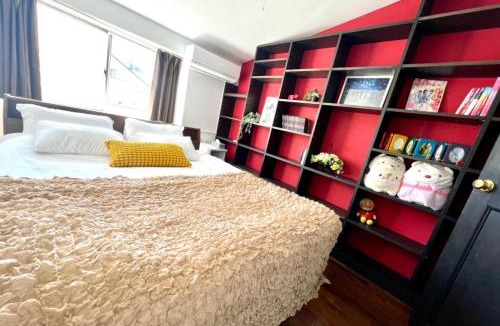 Toshima Villa | Ikebukuro 1 stop 2 min Designer Entire House 3BR up to 8 guests 3 min to Convenience Store