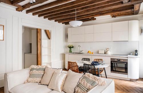 Les Iles Apartment | Ile-Saint-Louis apartment