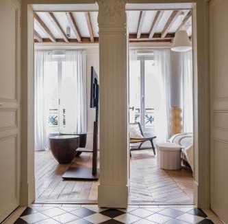 Les Iles Apartment | Ile-Saint-Louis apartment