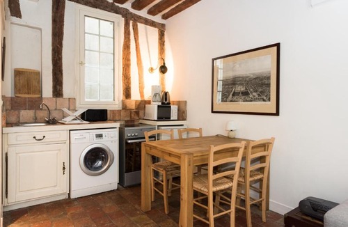 Les Iles Apartment | Île Saint-Louis apartment