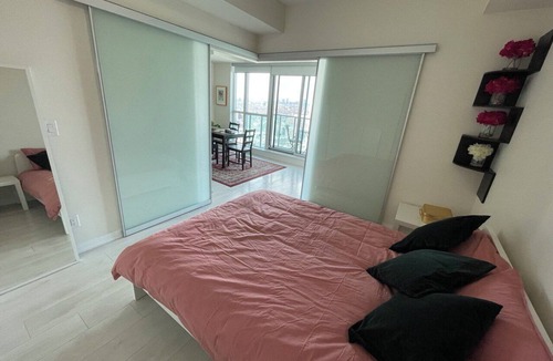 King West Village Condo | Immaculate furnished one bedroom + den at Liberty Village, Toronto Downtown