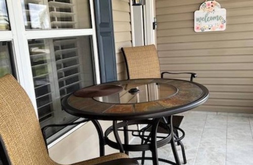 Duval Cottage | Immaculate Ranch home in Village of Duval