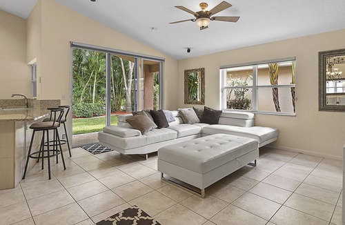 Jog Road House | In Gated Community in West Delray 3 Miles West of Beach - 5 Months Minimum term