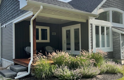 Meaford House | In the heart of Georgian Bay mins from Thornbury , Meaford and Blue Mountain