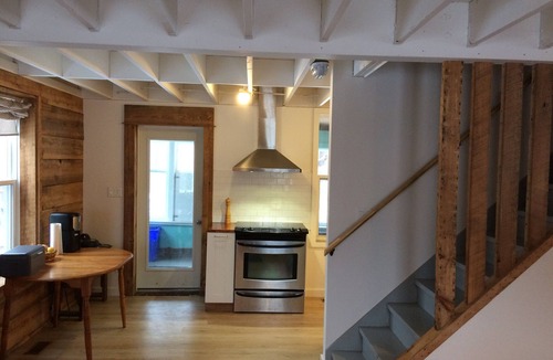 Kincardine House | In-Town Cottage Near the Beach!