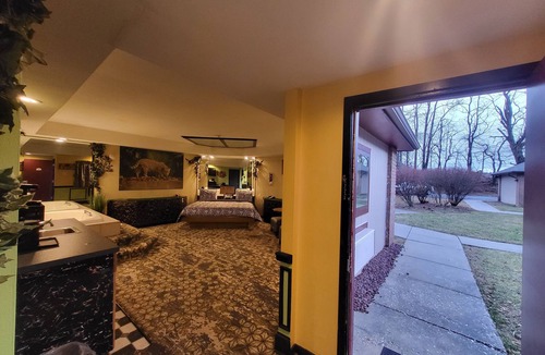 Harrisburg Hotel | Inn of The Dove Harrisburg-Hershey Romantic Suites