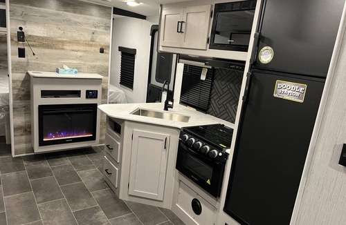 Innisfil House | Innisfil Adventure: Your Cozy Camper Van Getaway!