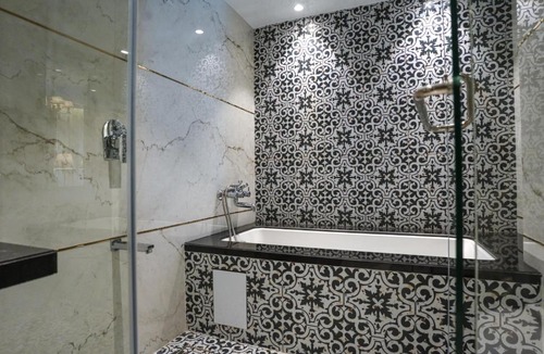 Rabale Hotel | InstaFeel Hotel