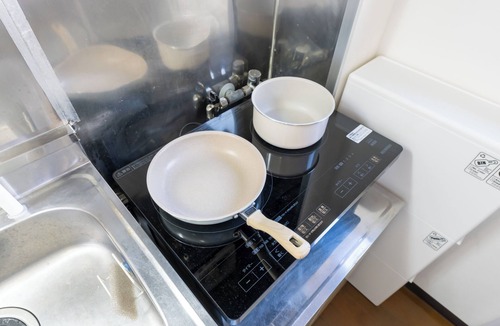 Ota Apartment | IRODORI-Omori: Travel like you live. 6min to Shinagawa, sleeps 5. Quiet,