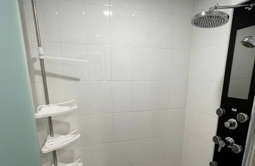 Orangeville House | Island Lake Guest House