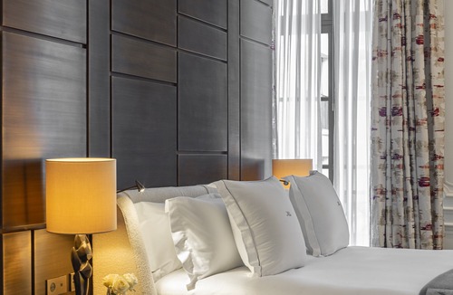 Quartier des Invalides Hotel | J.K. Place Paris