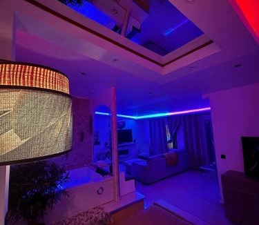 Villemomble Apartment | Jacuzzi House - 1-Bed & Parking - Villemomble, Paris